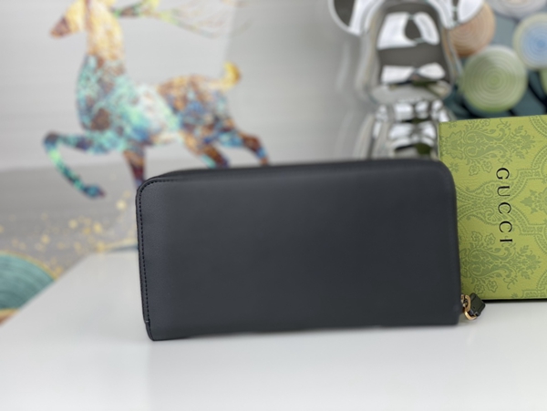 グッチ財布コピー背面デザイン